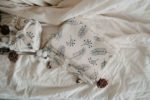 Zerowaste csomagolás - furoshiki ajándékcsomagoló kendő fekete mintával - Image 2